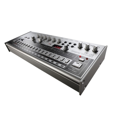 Roland TR-06