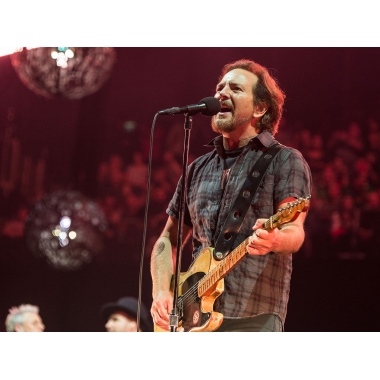 RightOn Eddie Vedder