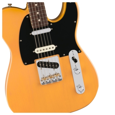 Fender AM Pro Classic...