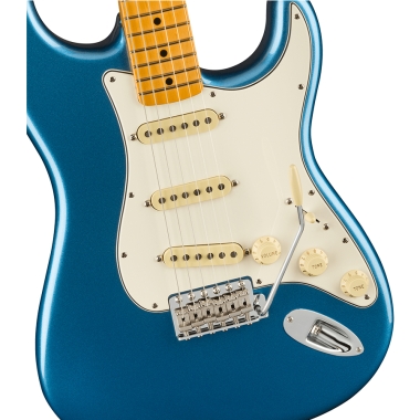 Fender AM Vintage II 1973...