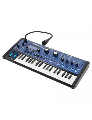 Novation MiniNova