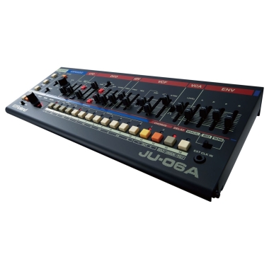 Roland JU-06A