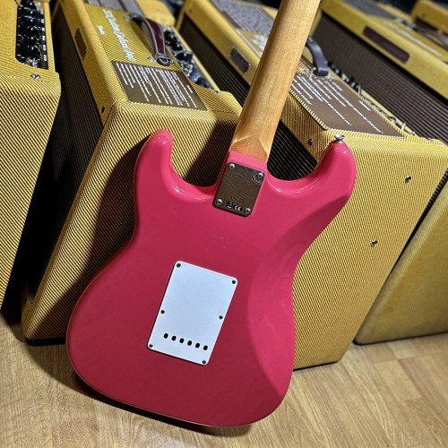 Fender Custom Shop JL23-120...