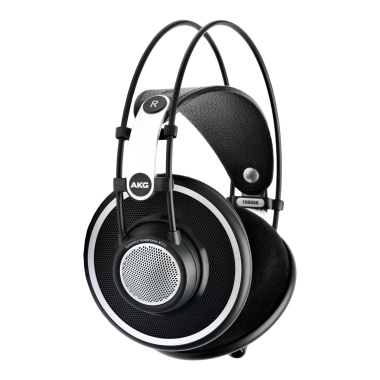 AKG K702