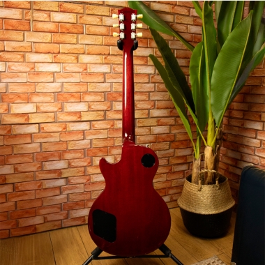 Gibson Les Paul Studio...