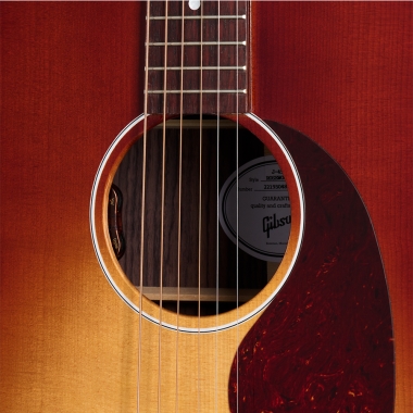 Gibson J-45 Standard...