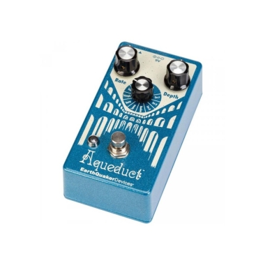 Earthquaker Devices...