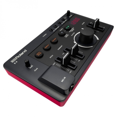Roland Aira Compact E-4